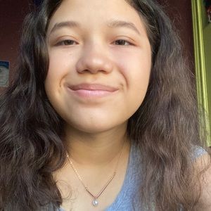 Meet your Posher, Jesenia